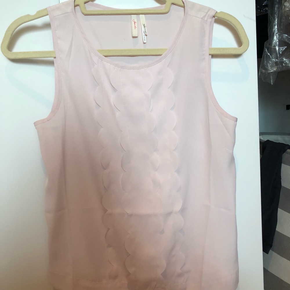Light pink tank top